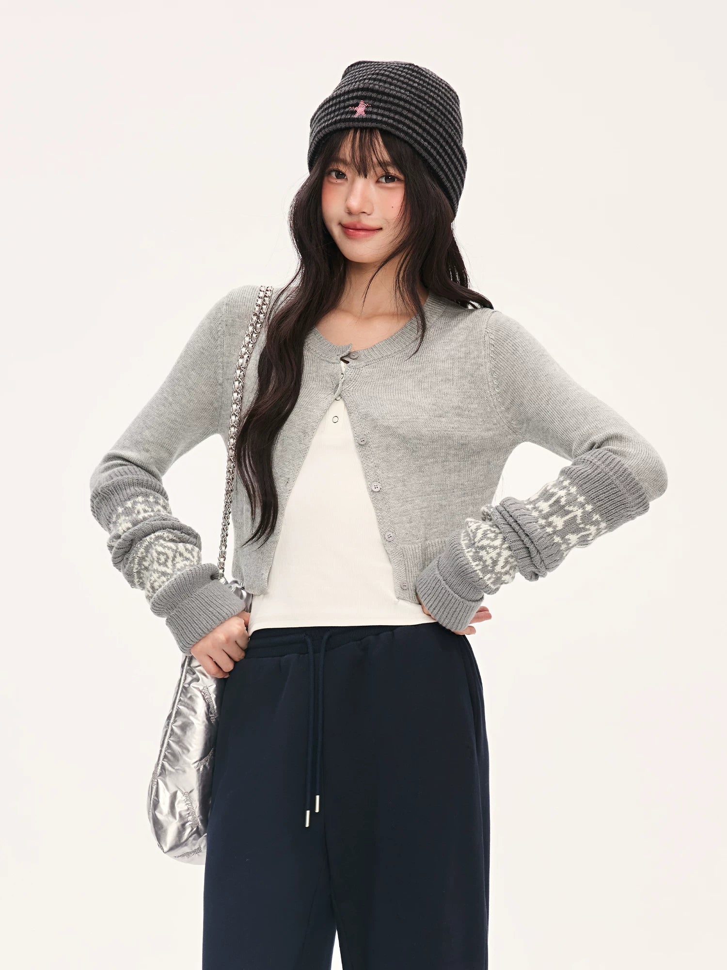 Gray Embroidered Chain Bag