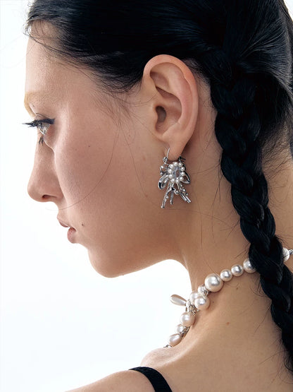 Vintage Bow Pearl Earrings