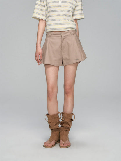 Pleated A-line Khaki Shorts