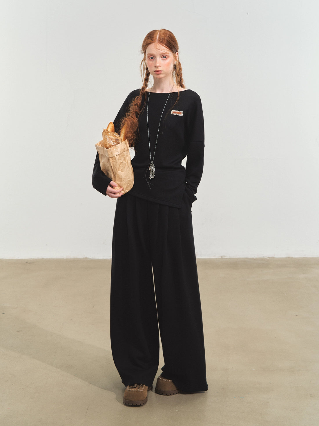Off-Shoulder Irregular Blouse &amp; Pleated Pants Set