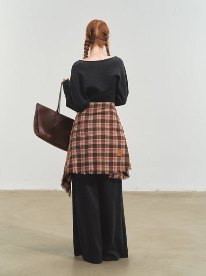 Off-Shoulder Irregular Blouse &amp; Pleated Pants Set
