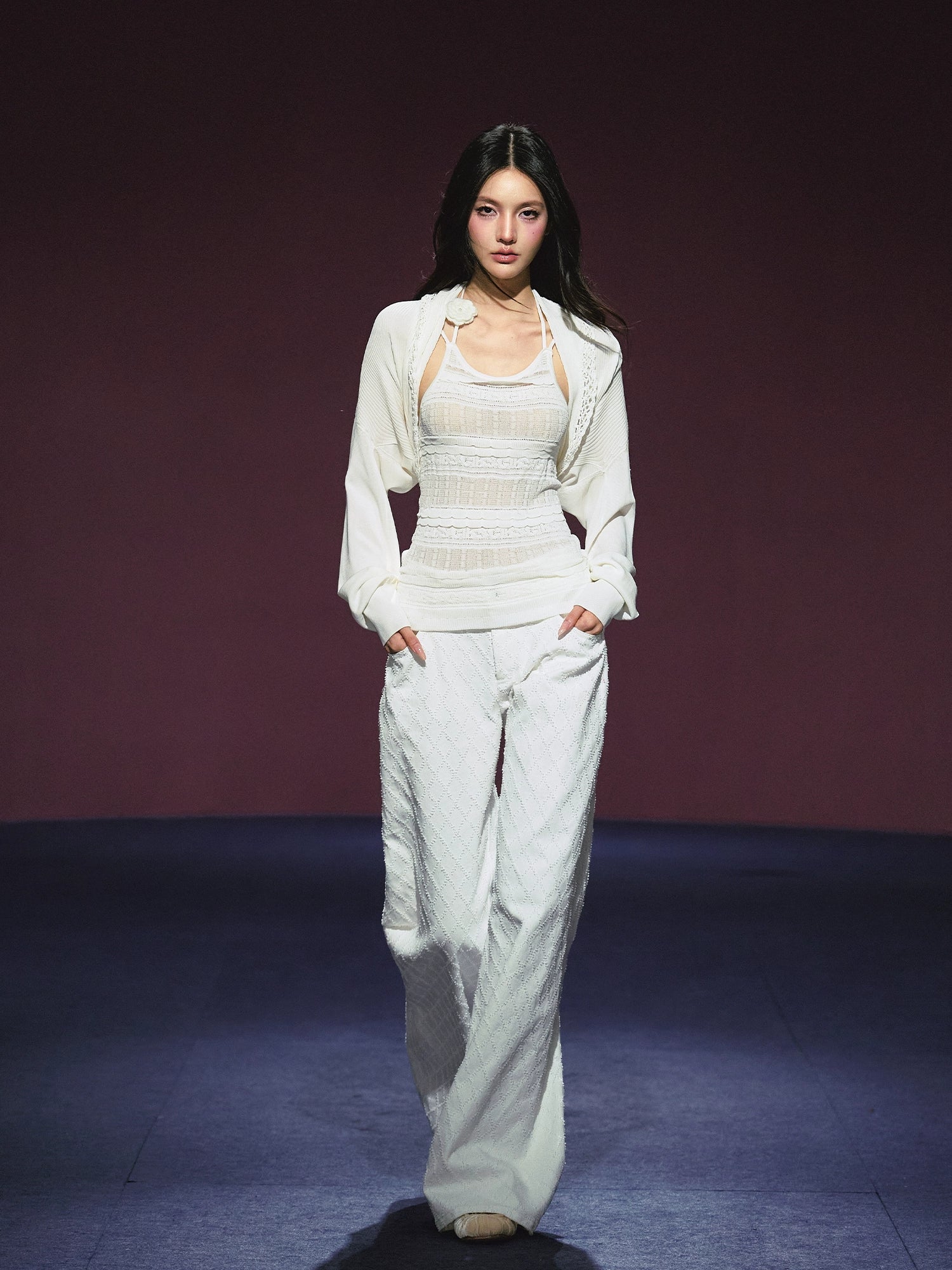 Hooked-Flower Slightly Sheer Camisole &amp; Shawl Set