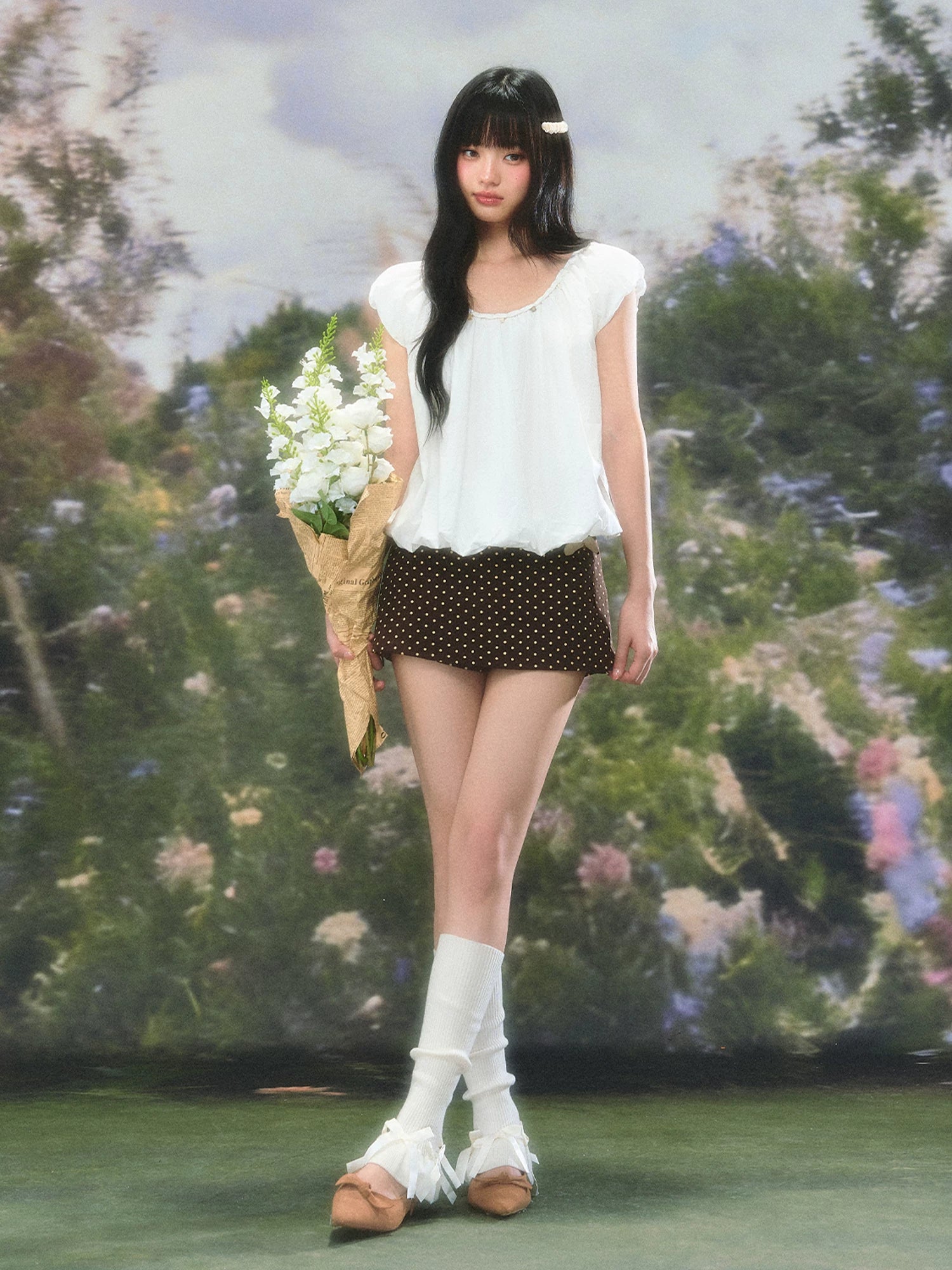 White Puff Sleeve U-neck Top