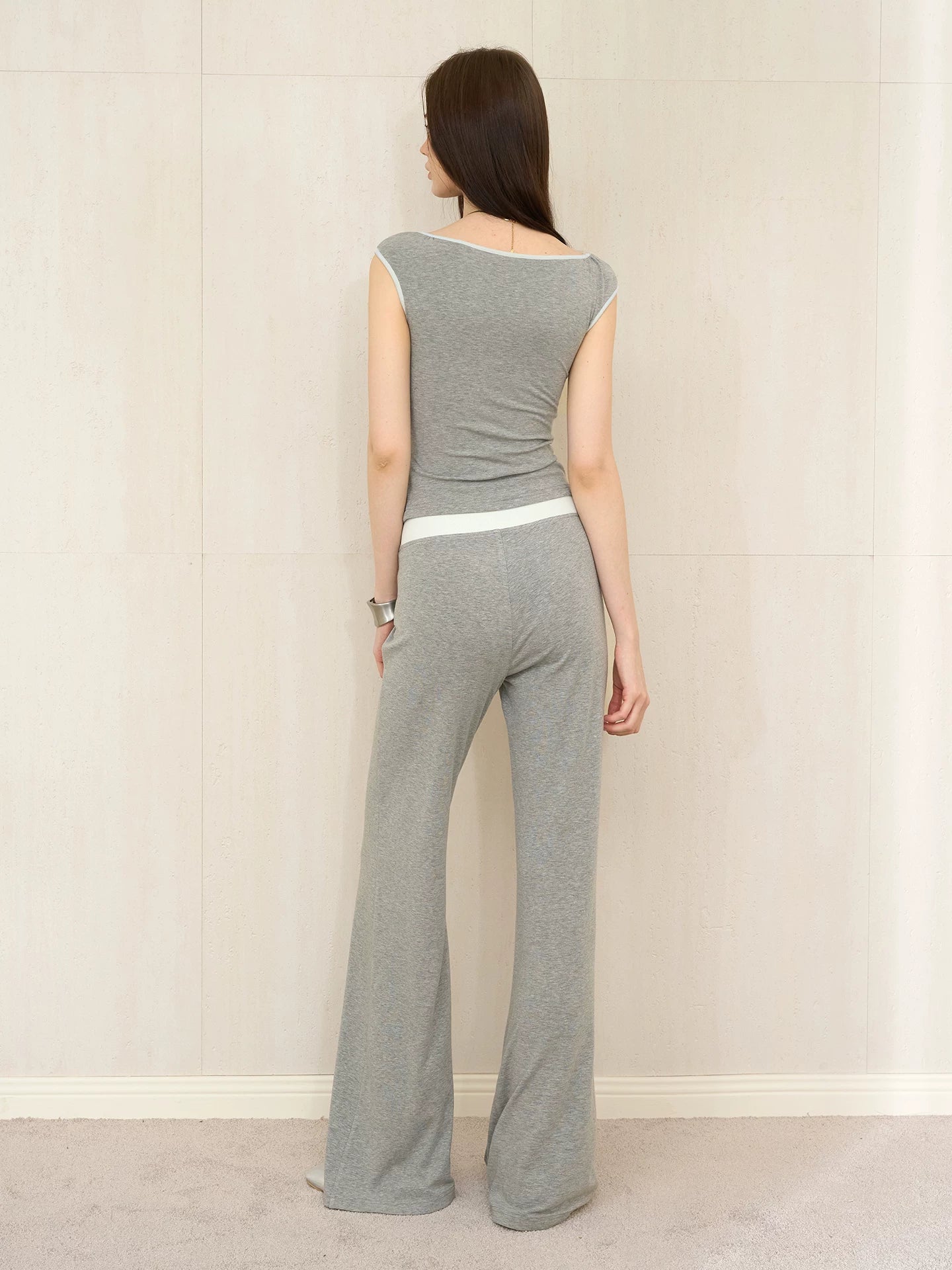Layered Contrast Set
