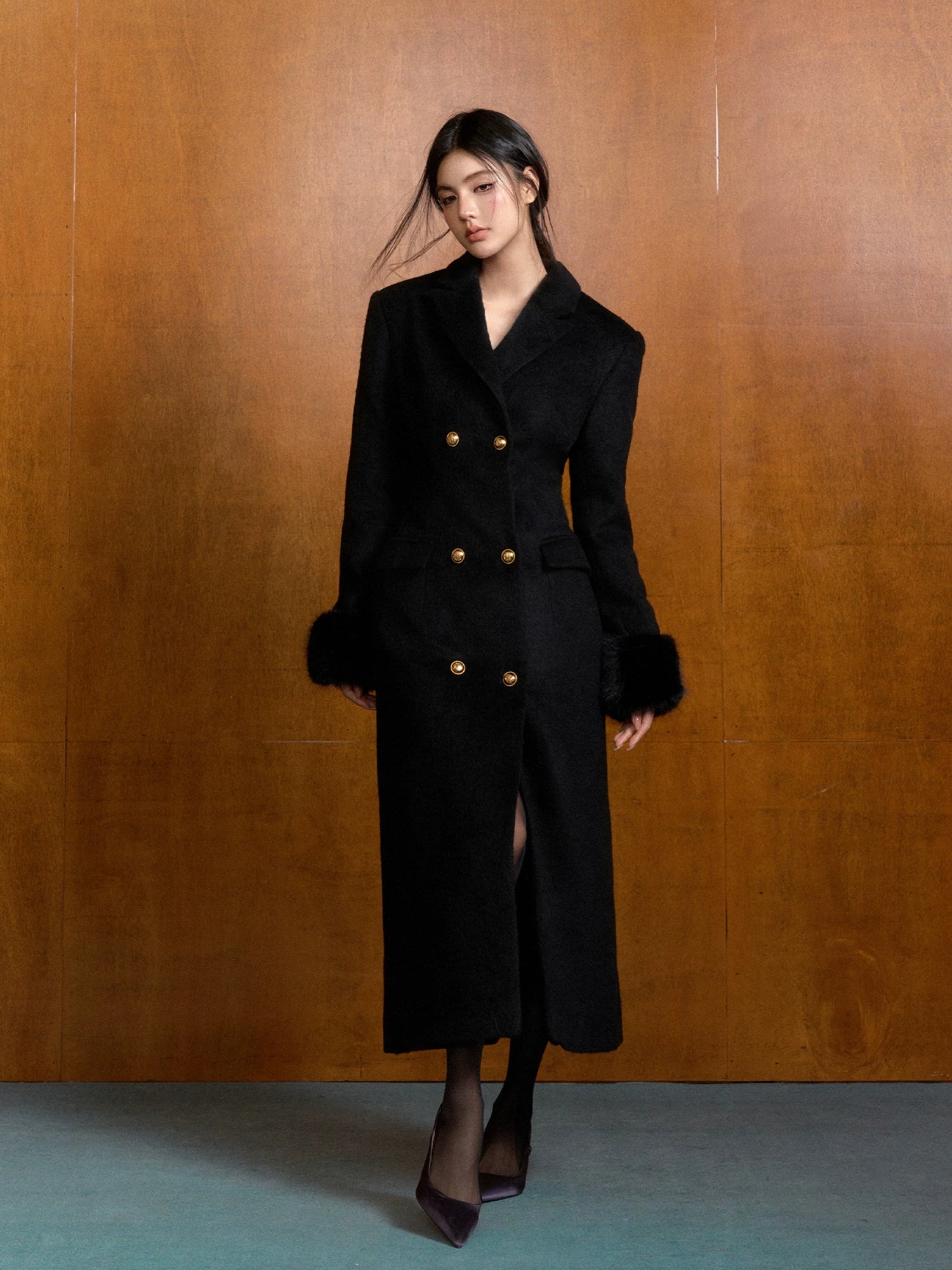 Fur-Collar Wool Coat &amp; Scarf Set