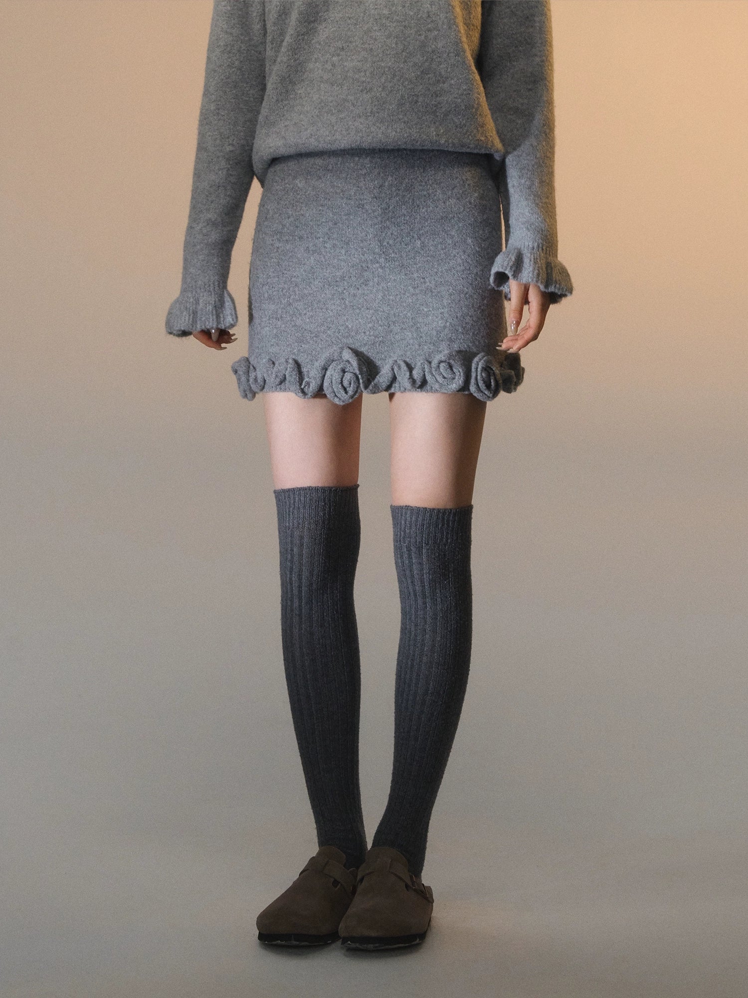 3D Rose V-Neck Knit Set