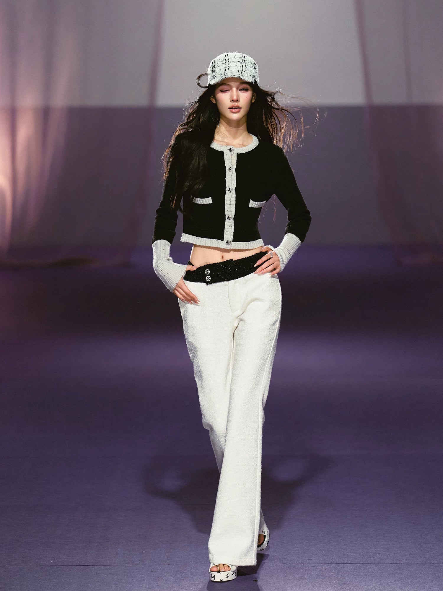 Black &amp; White Contrast Knit Cardigan