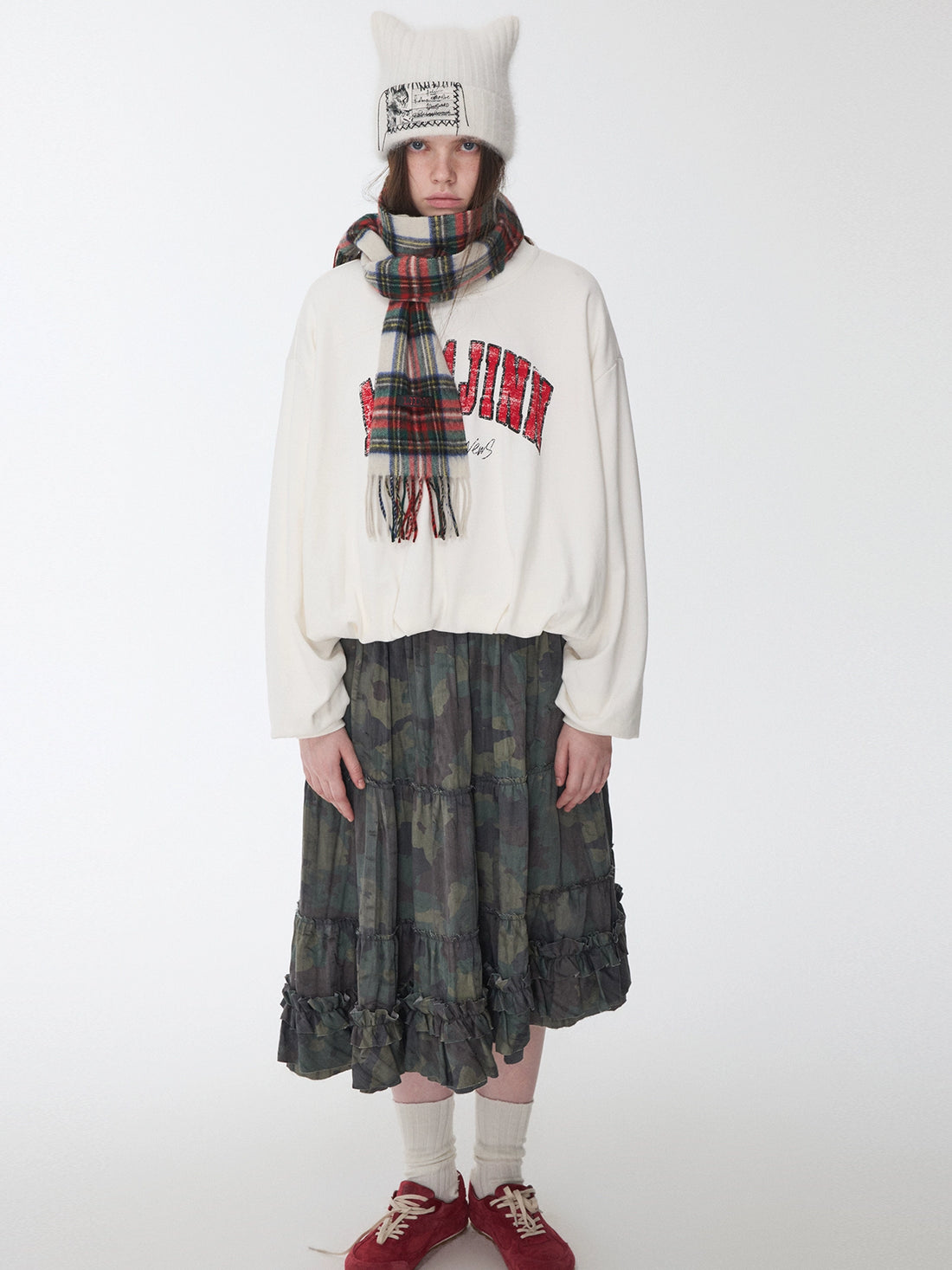 Retro Letter Print Balloon Sweatshirt
