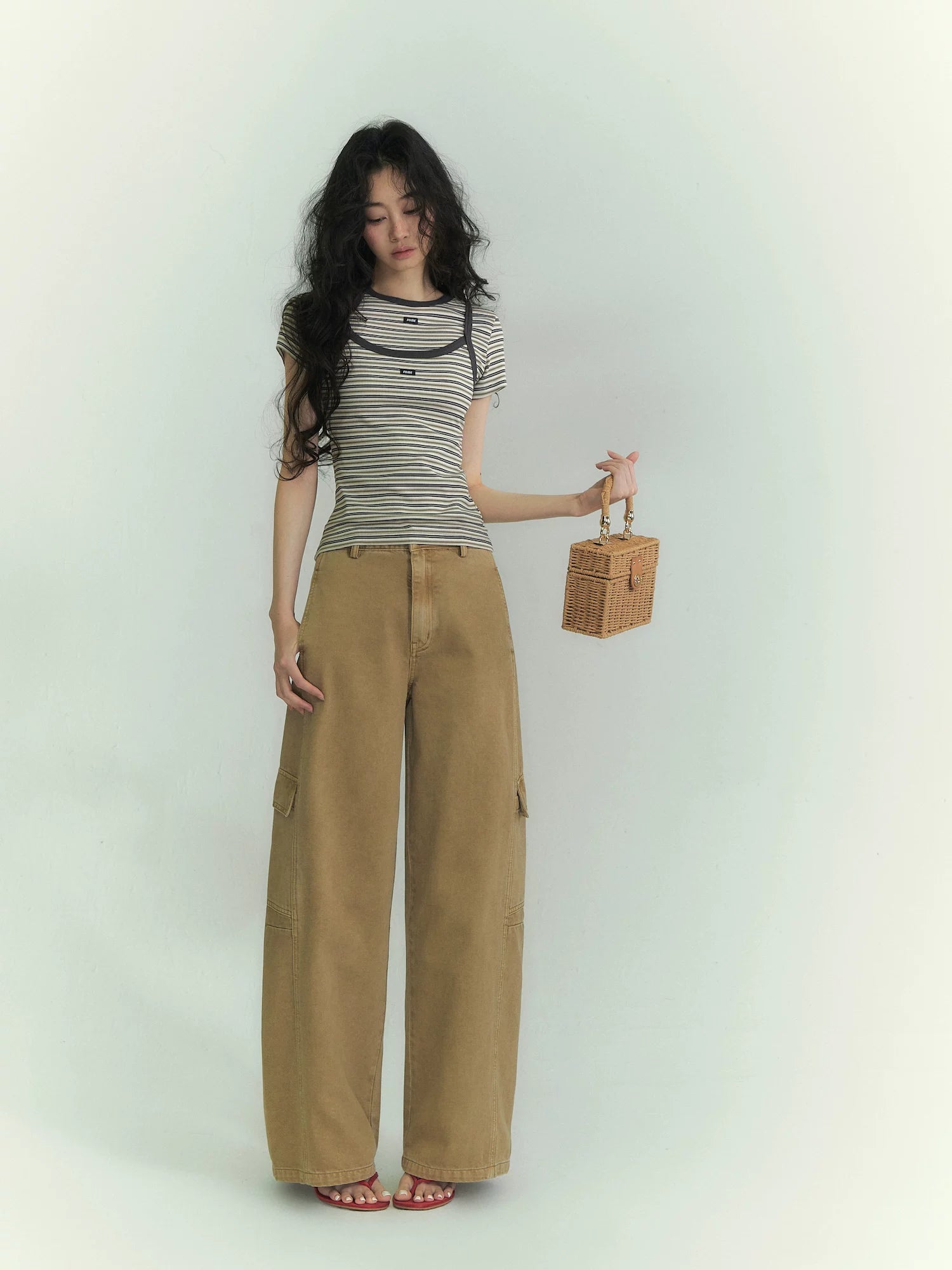 Curved Cargo Denim Pants