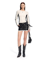Contrast-Trim Fitted Knit V-neck