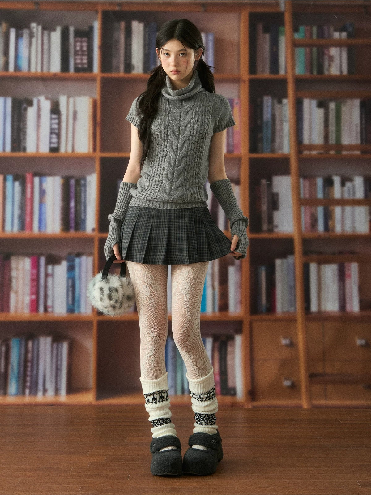 Cable Knit Turtleneck Short Sleeve Top