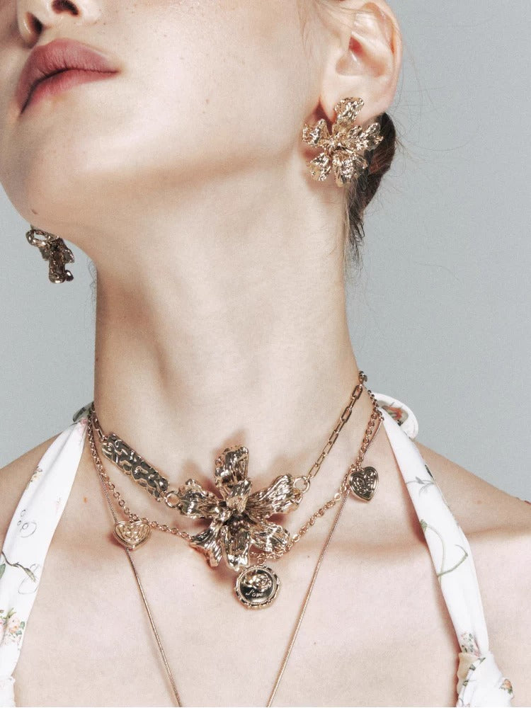 Metal Floral Layered Necklace