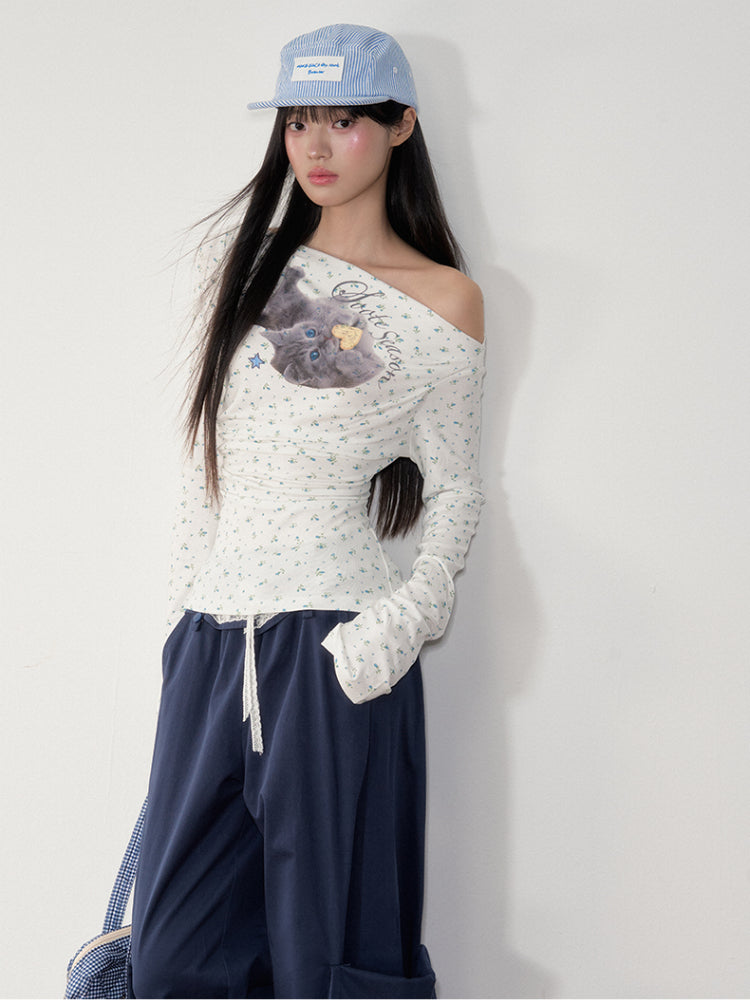 Floral Cat V-Neck Slim Tee