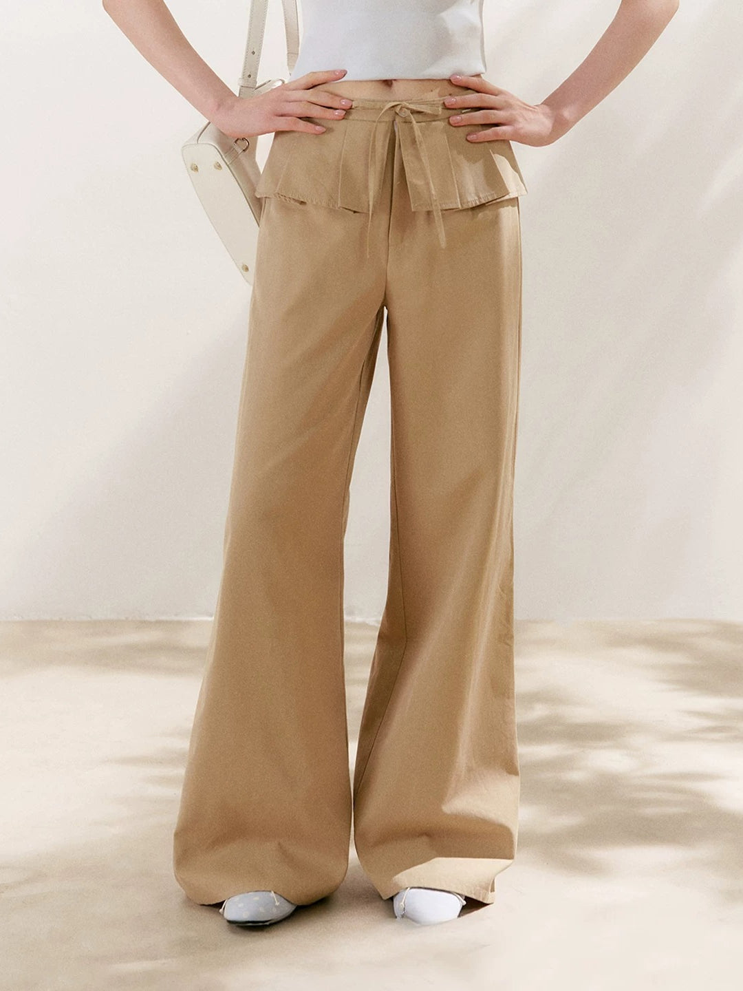 Pleated Wide-Leg Cargo Pants