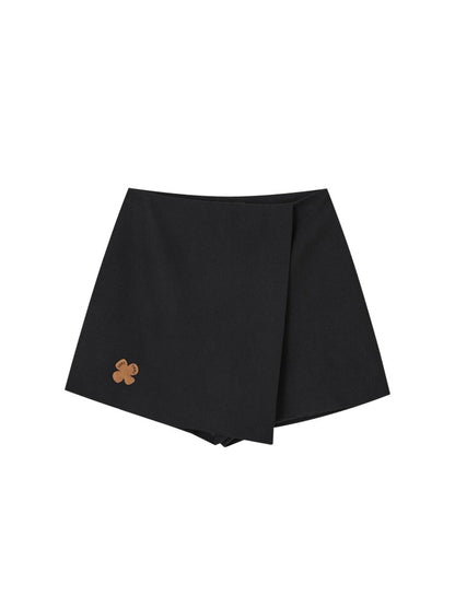 White &amp; Black Floral Layered Shorts