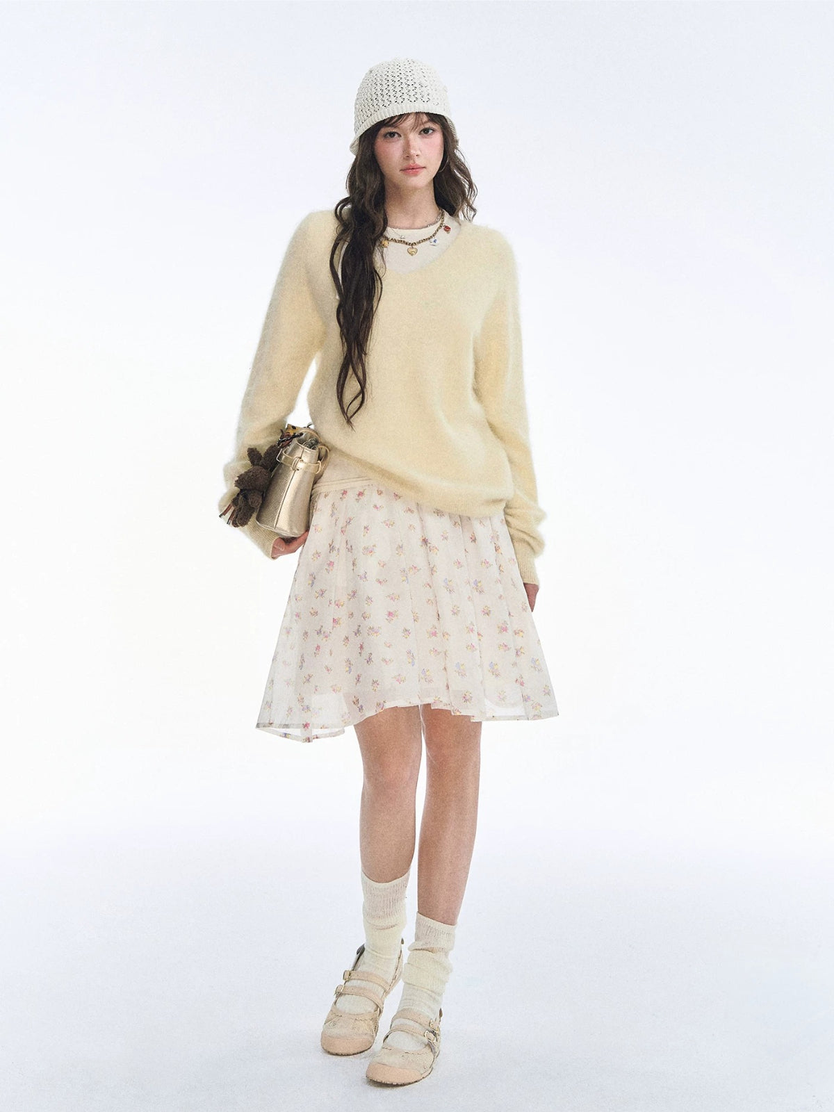 Seamless V Neck Silk Wool Sweater