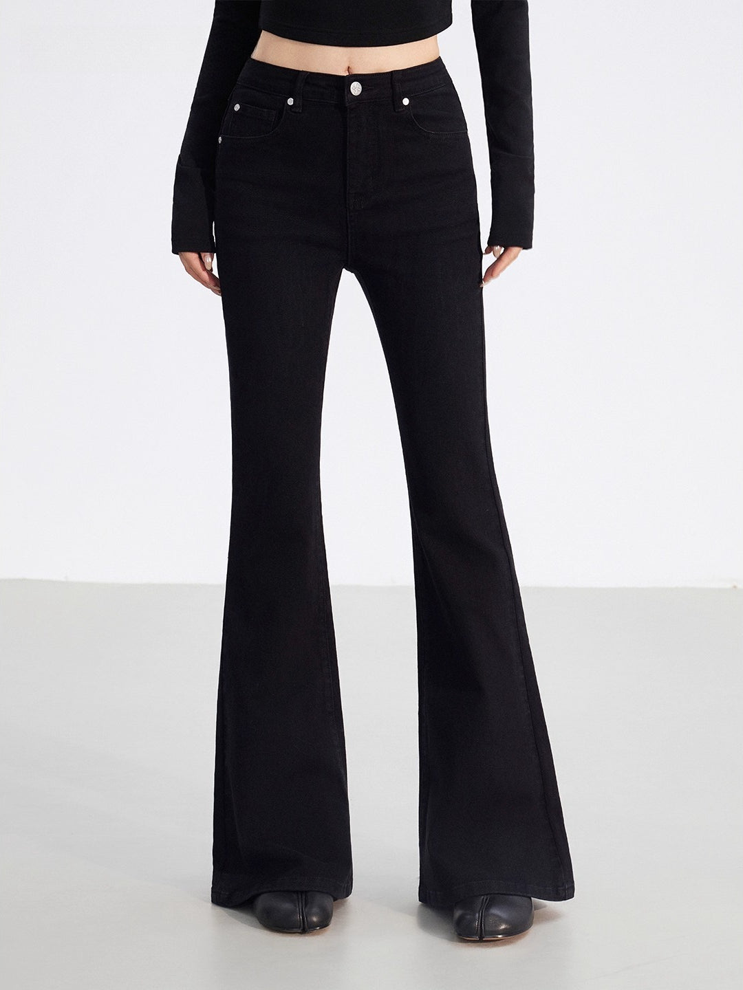 Embroidered Flared Slim-Fit Jeans