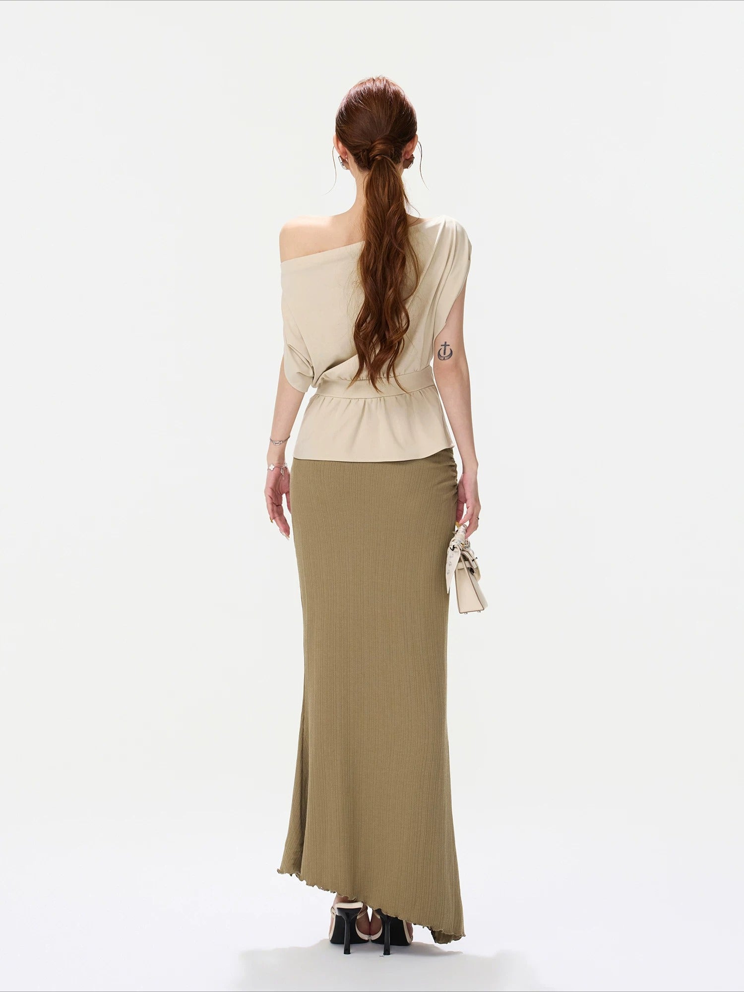 Asymmetric Knit Shoulder Top