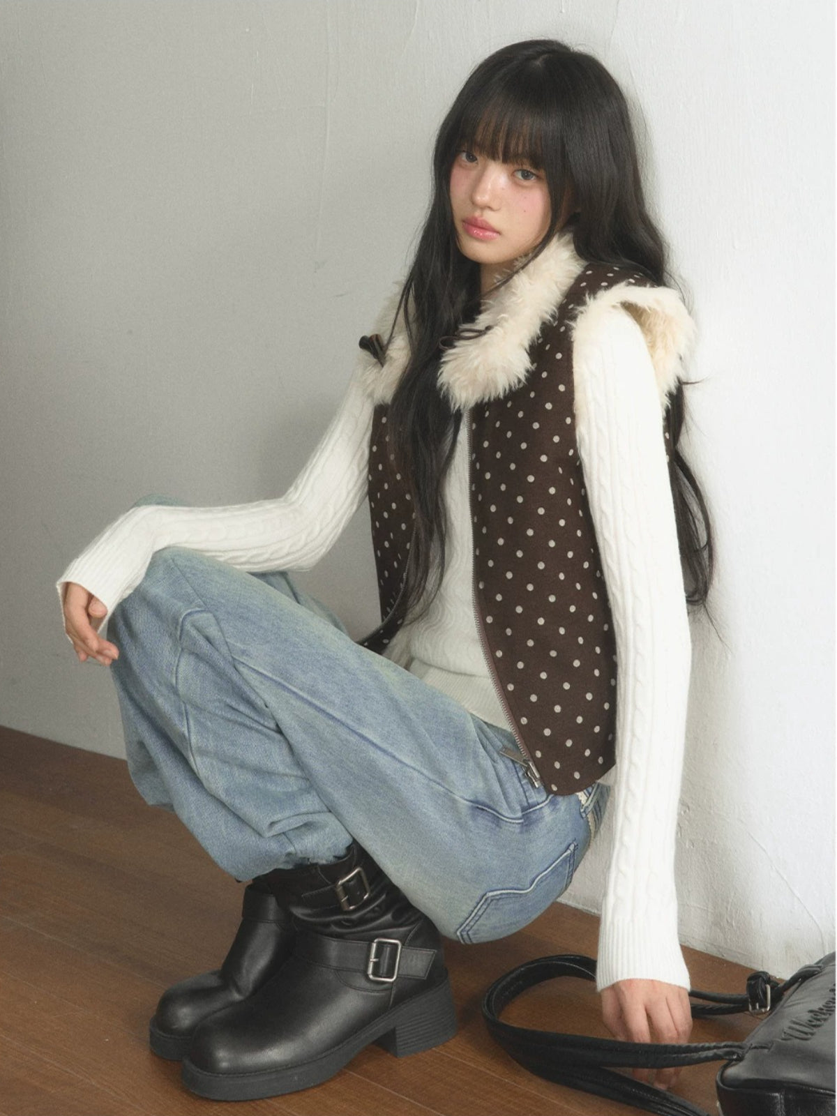 Lace Trim V-Neck Cable Knit Sweater