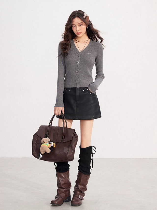 V-neck Shiny Yarn Knit Base Layer