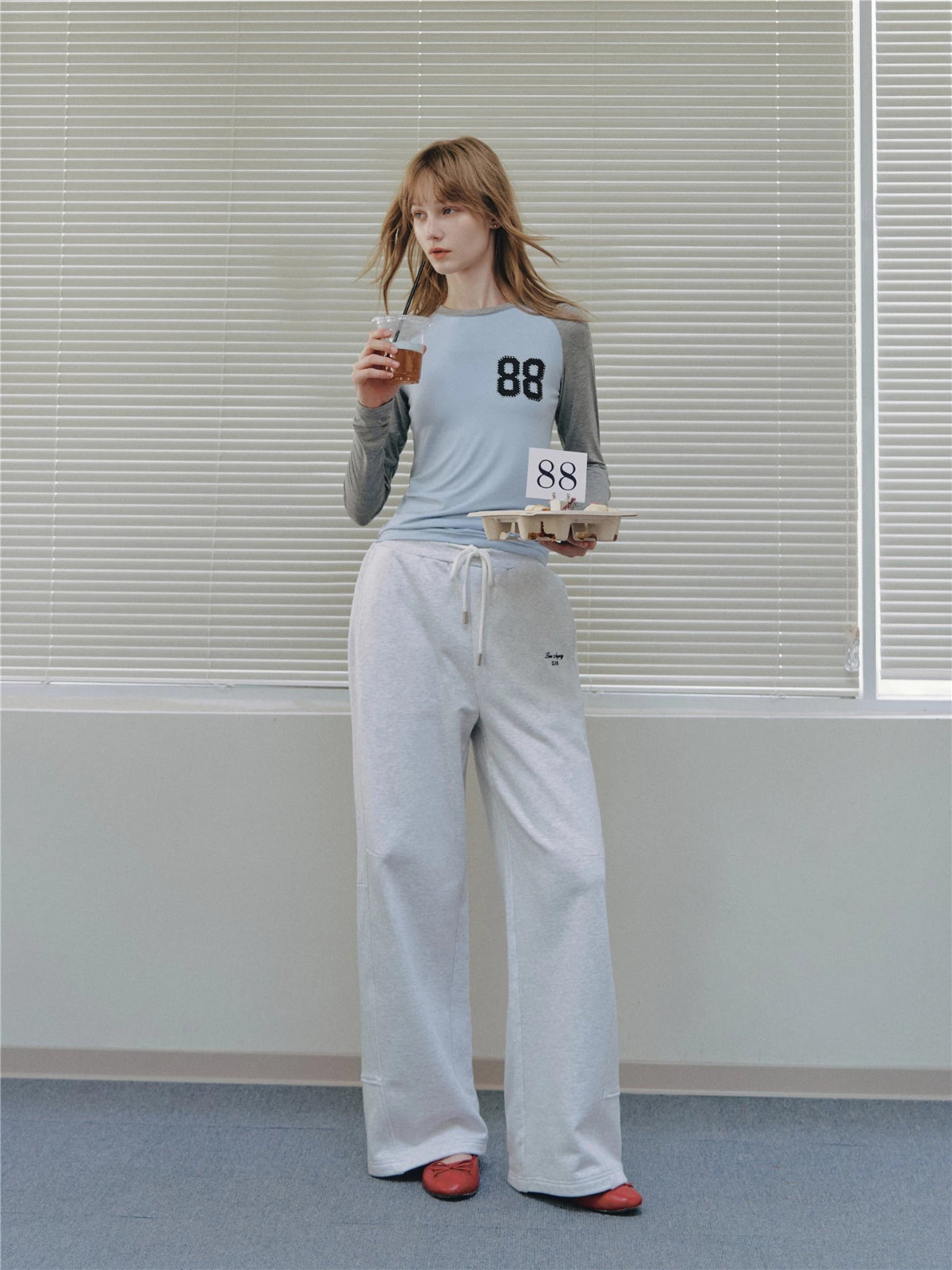 Minimal Drawstring Straight Leg Sweatpants