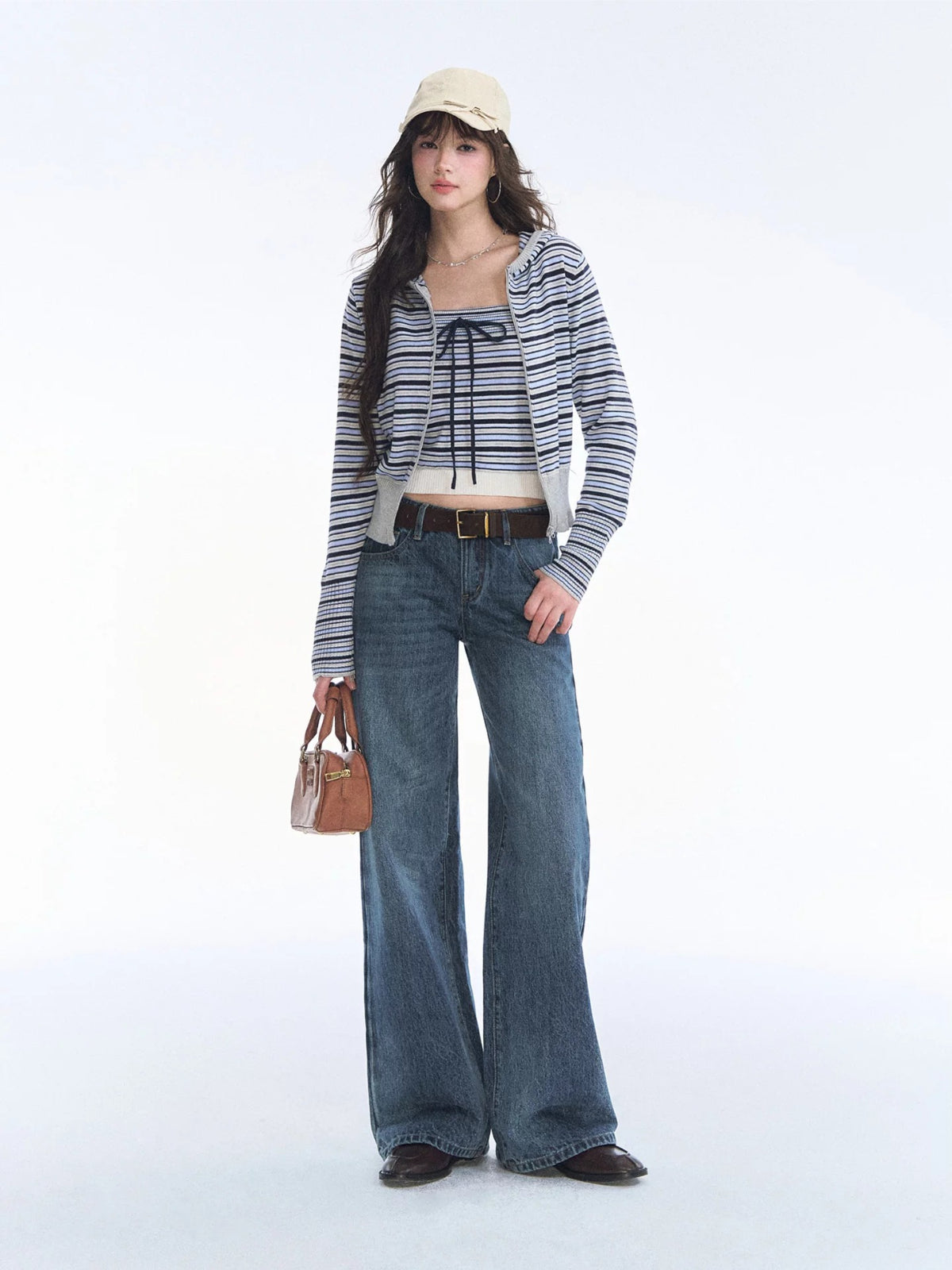 Vintage Washed Bow Embroidered Jeans