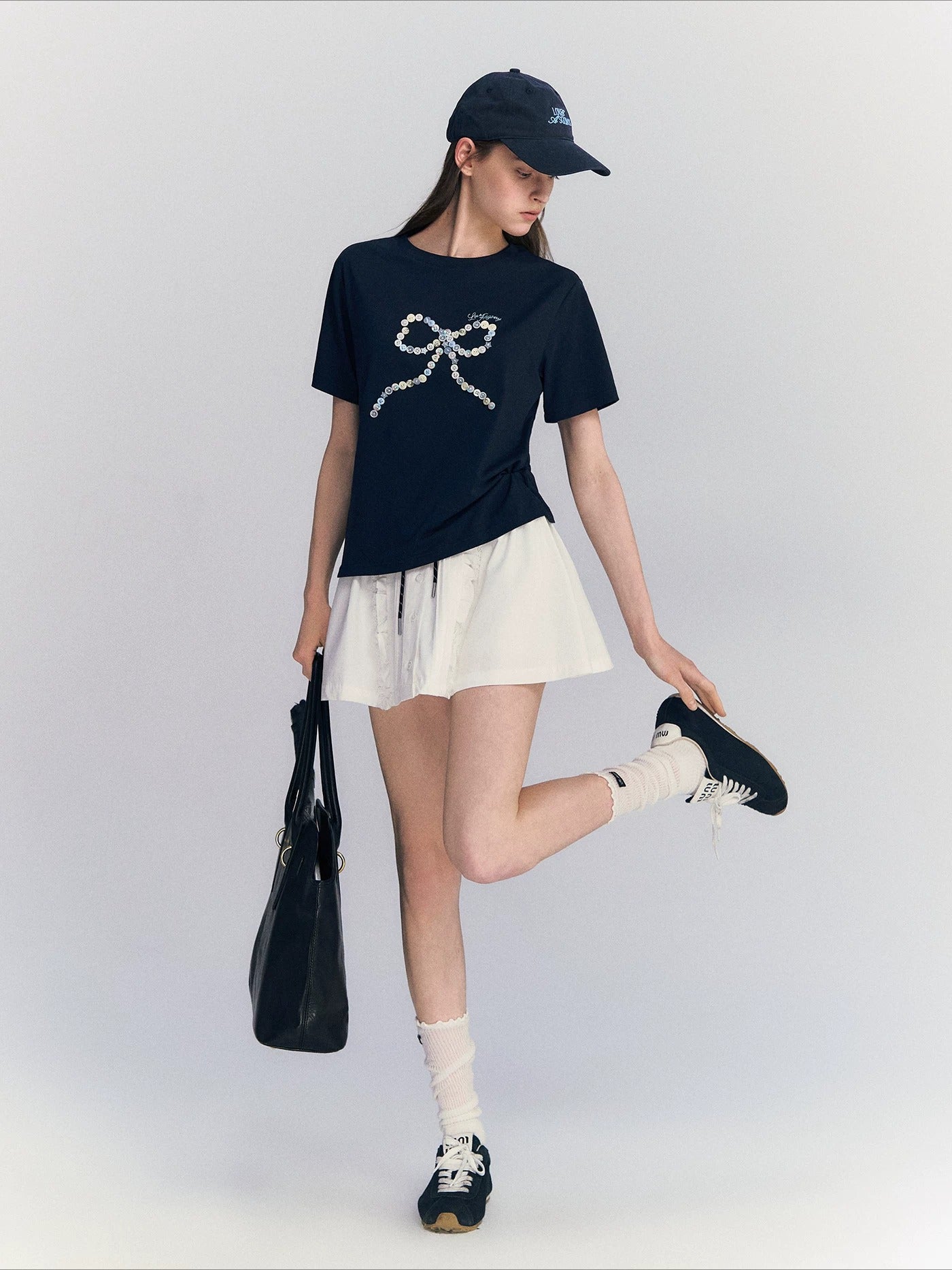 Bow Embroidery T-shirt