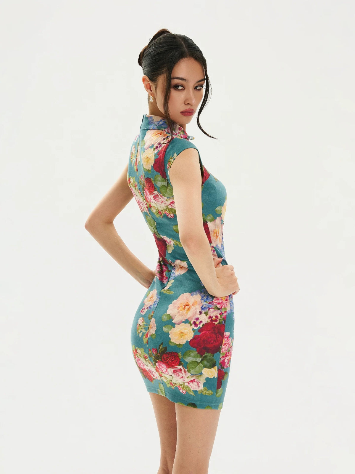 Floral Velvet Mandarin Collar Qipao Dress