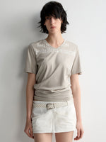 All-Over Print V-Neck Stacked Waist T-shirt