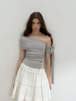 Diagonal Strap Off-shoulder T-shirt
