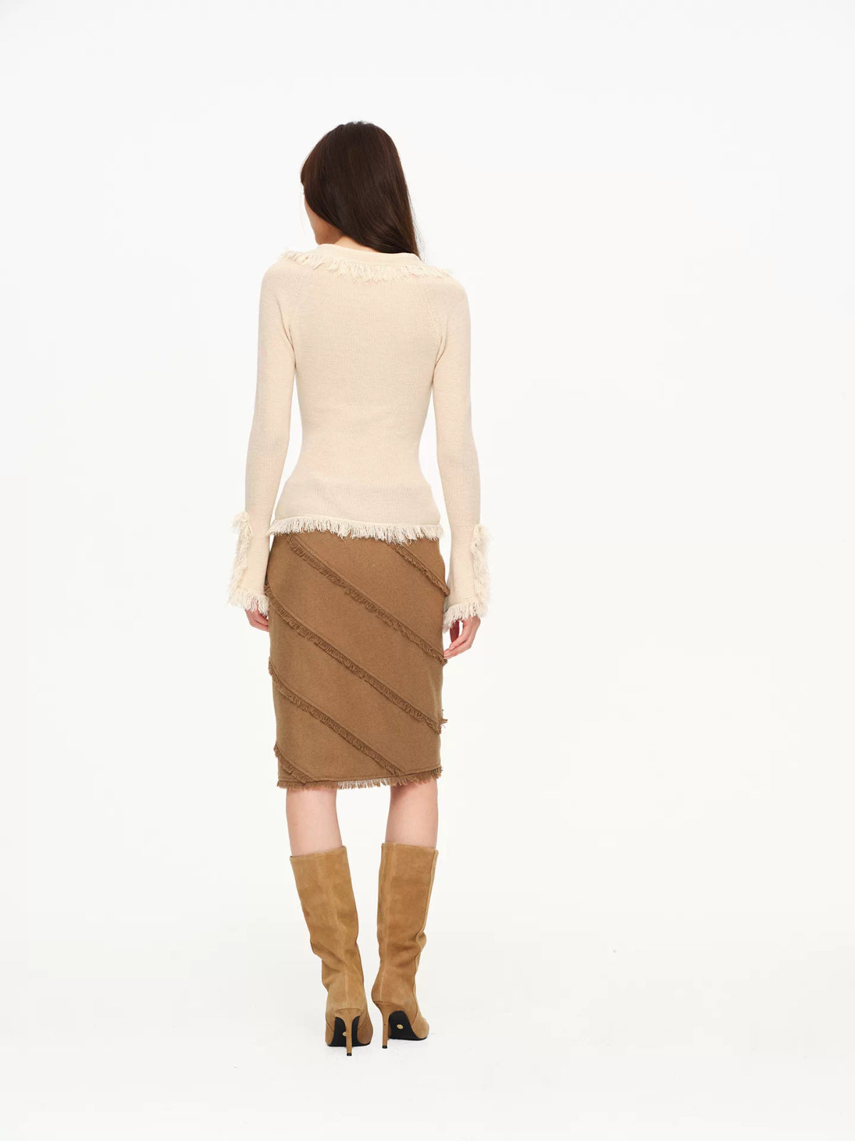 Fringed Collar Fitted Knit Cardigan