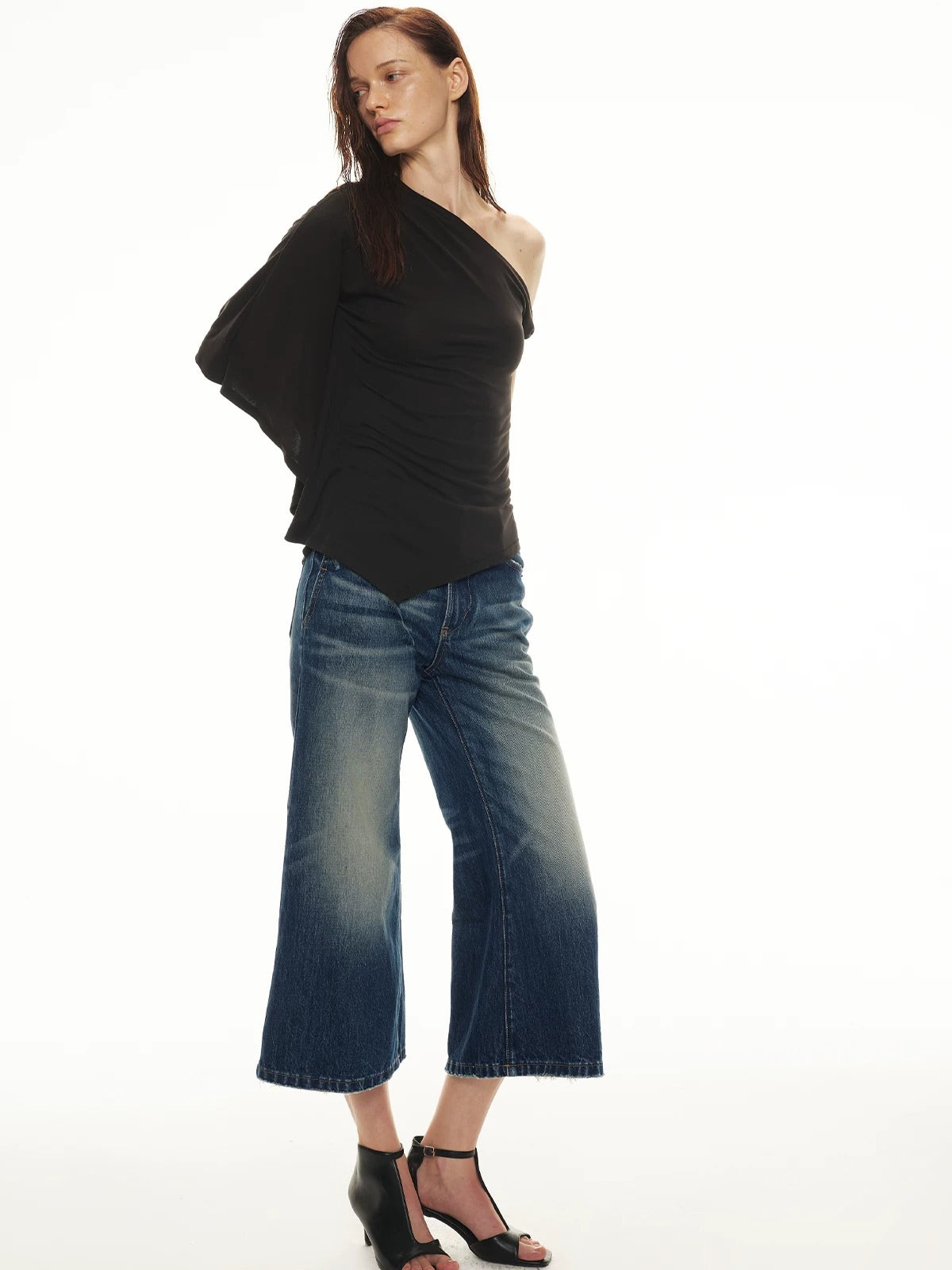 Asymmetric Batwing Top