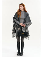 Contrast Plaid Fringed Knit Shawl