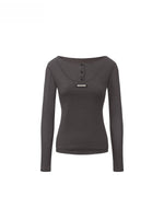 Layered Metal Tag Slim Fit T-Shirt