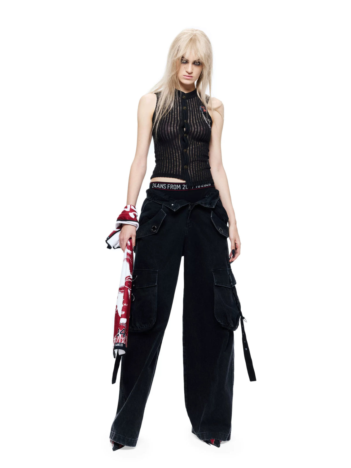 Multi-Pocket Eyelet Ribbon Jeans