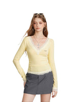 Lace Panel V-Neck Fitted T-Shirt