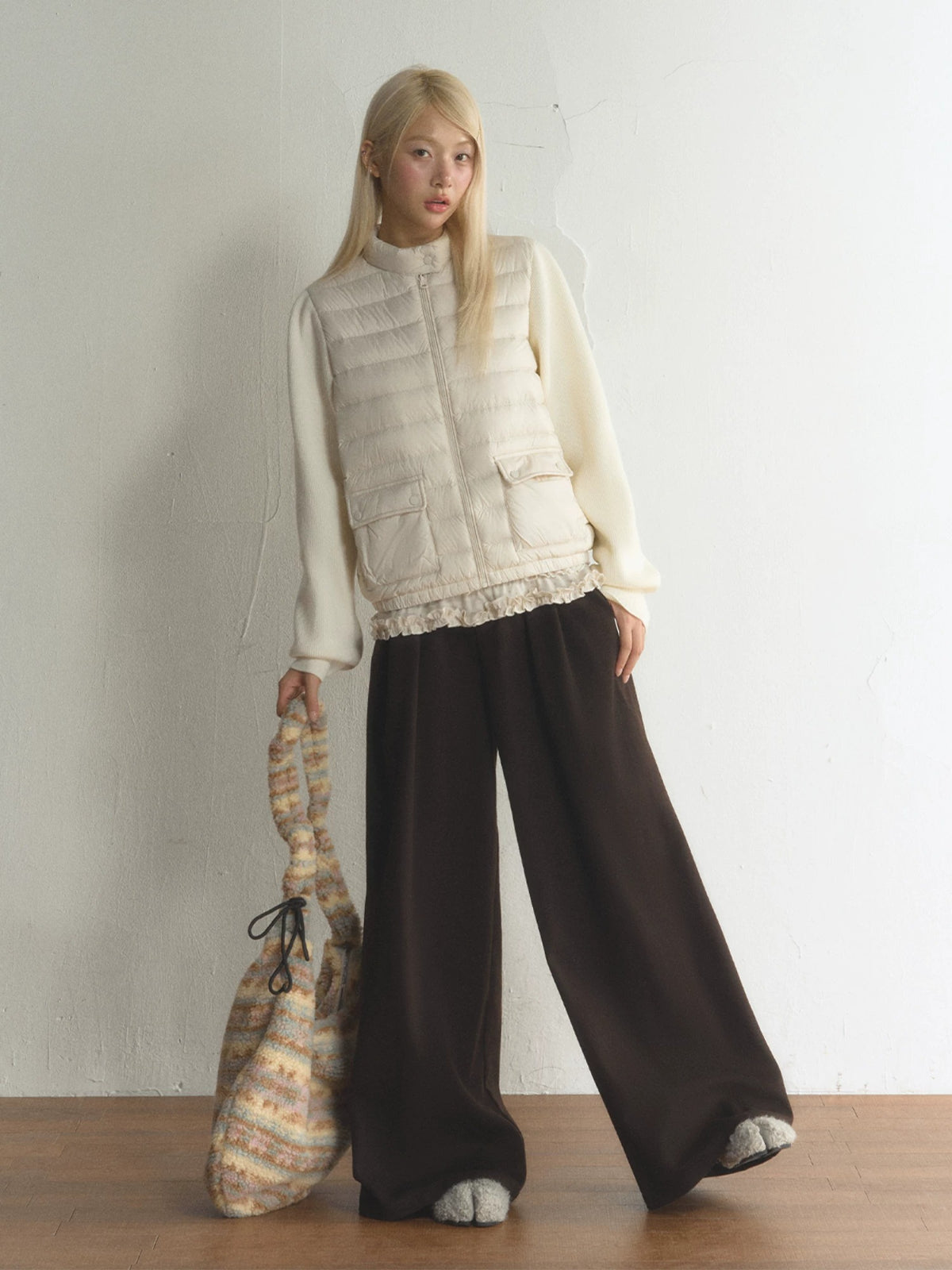 Stand Collar Knit Sleeve Down Jacket