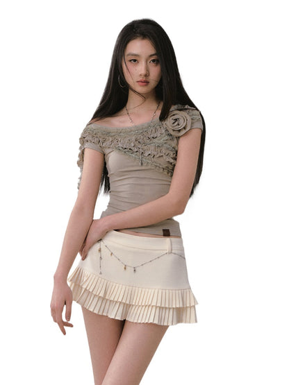 Lace-trimmed Flower Asymmetric T-shirt