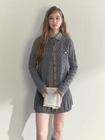 “Pine Dusk” Wool-Blend Doll Collar Knit Sweater
