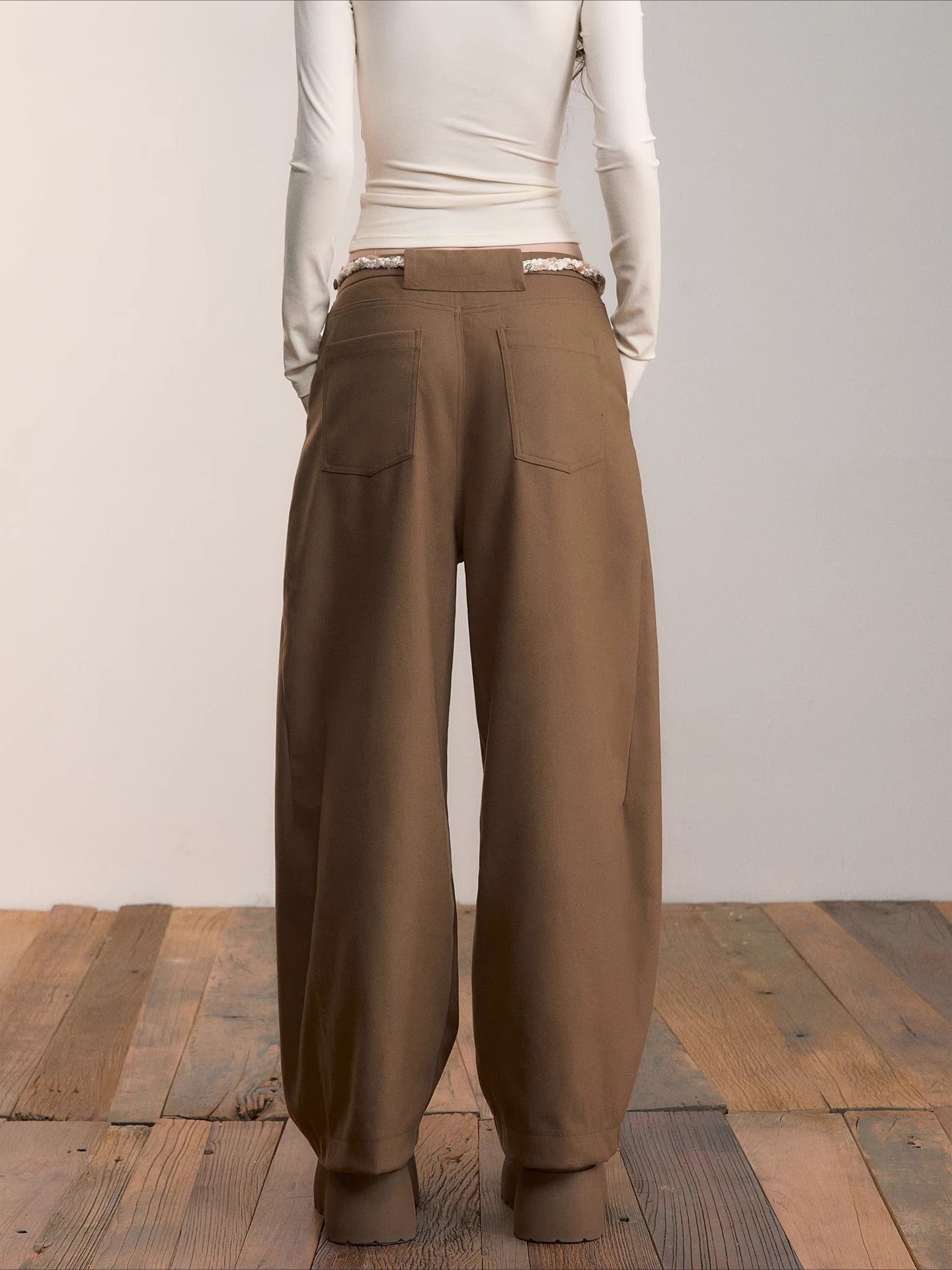 Wide-Leg Relaxed Pants