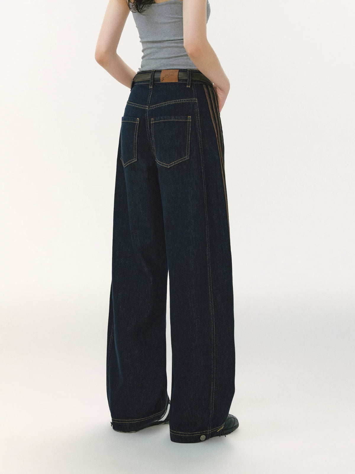 Ribbon Trim Curved Jeans