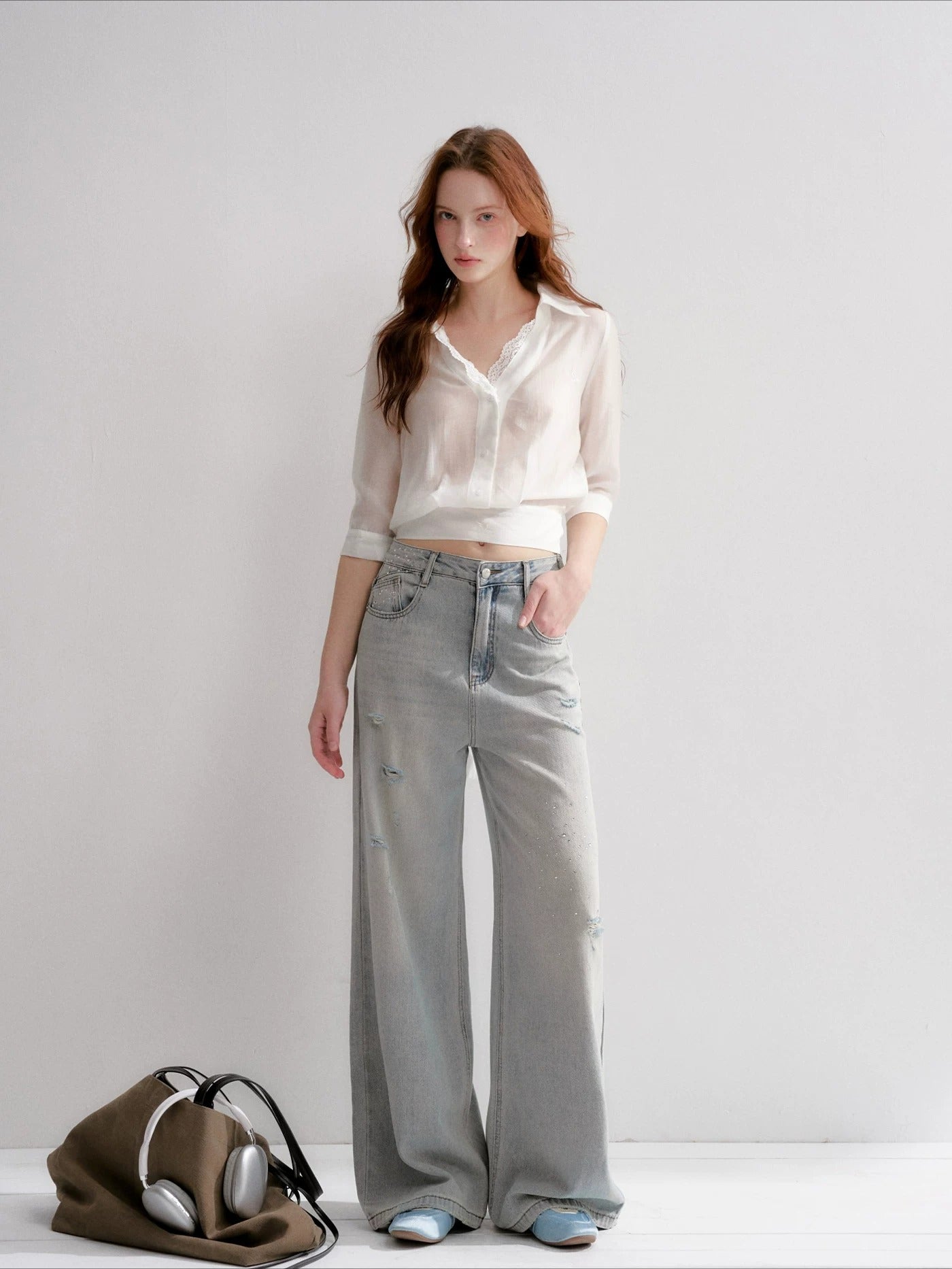 Distressed Wide Leg Jeans
