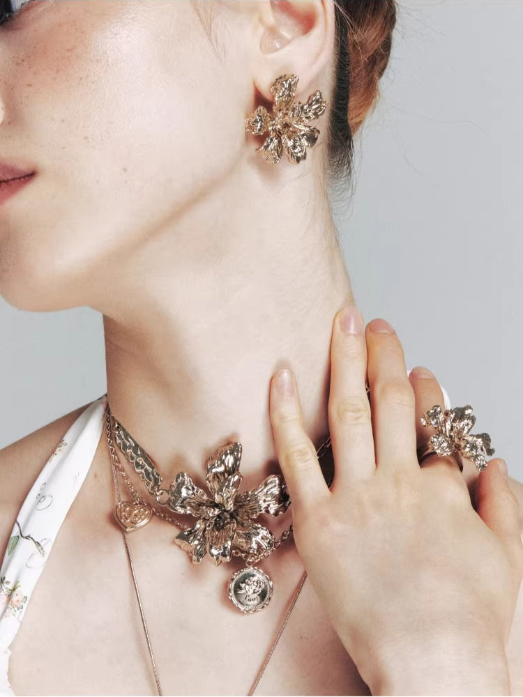 Metal Floral Stud Earrings
