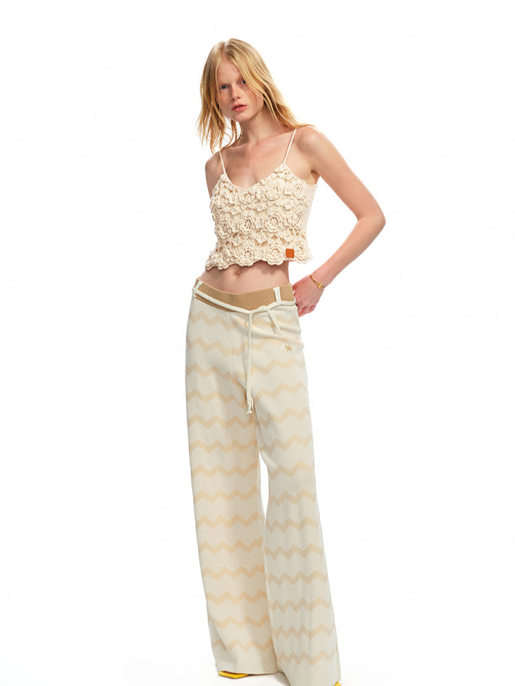 Small V-Neck Three-Dimensional Flower Sling Vest
