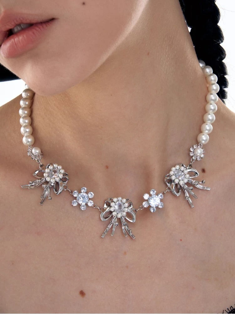 Vintage Bow Pearl Choker