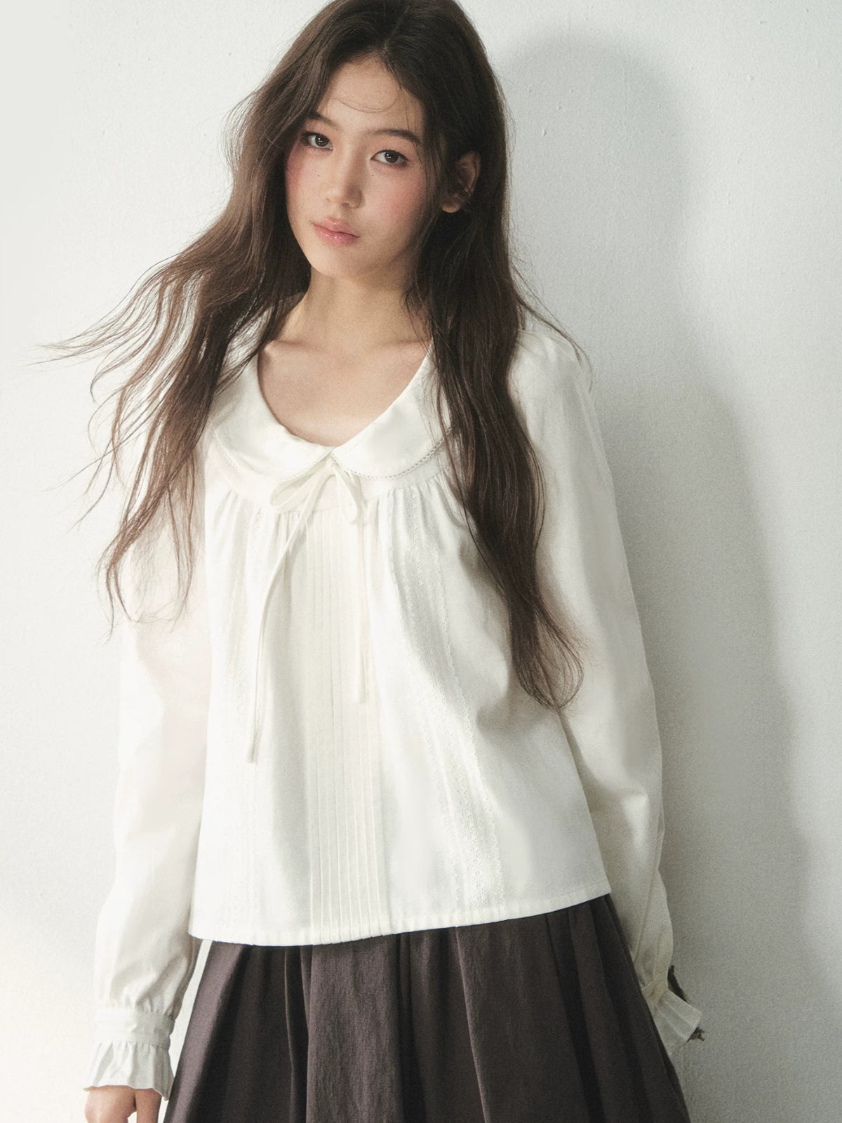 White Bow Lace A-Line Pullover Shirt