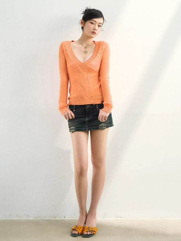 Shimmer Yarn Distressed V-Neck Knit Top