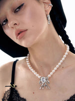 Vintage Bow Pearl Necklace