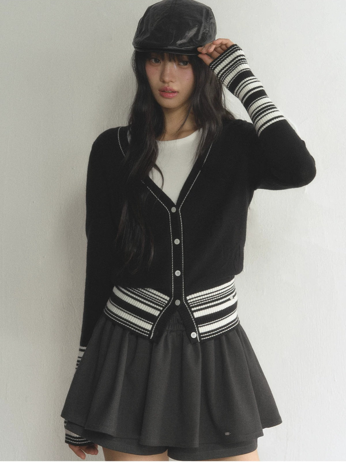 Contrast Striped V-Neck Knit Cardigan