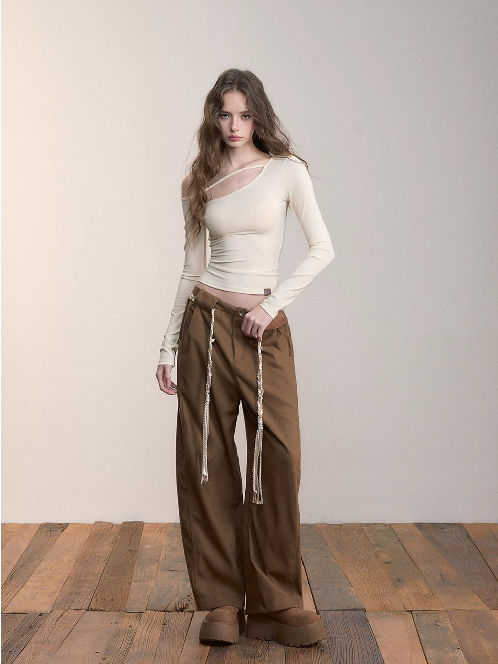 Wide-Leg Relaxed Pants